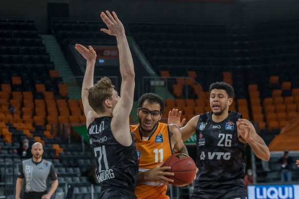 城遭遇了罕 城遭遇了罕